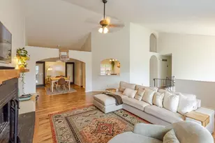 2084 Township Dr, Woodstock, GA 30189 - Photo 5