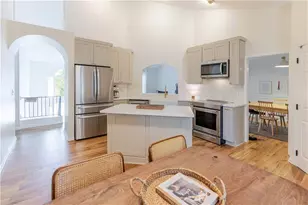 2084 Township Dr, Woodstock, GA 30189 - Photo 9