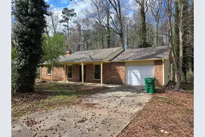 5208 McCarter Station, Stone Mountain, GA 30088 - Photo 1