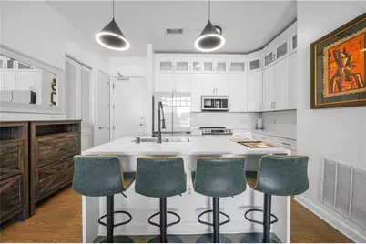 711 Cosmopolitan Drive NE #815, Atlanta, GA 30324 - Photo 1
