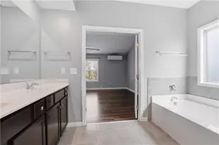 5975 Park Bay Ct, Flowery Branch, GA 30542 - Photo 35