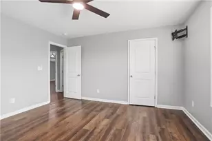 5975 Park Bay Ct, Flowery Branch, GA 30542 - Photo 23