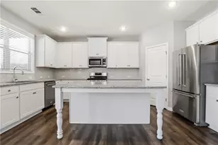 5975 Park Bay Ct, Flowery Branch, GA 30542 - Photo 13