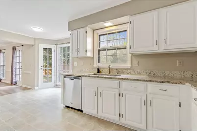 4365 Burnleigh Chase NE, Roswell, GA 30075 - Photo 13