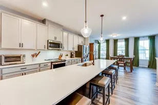 399 Skylar Way SE, Atlanta, GA 30315 - Photo 9