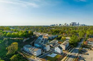 399 Skylar Way SE, Atlanta, GA 30315 - Photo 3