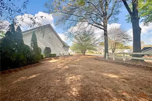 3760 Sugarbrook Dr, Lawrenceville, GA 30044 - Photo 23
