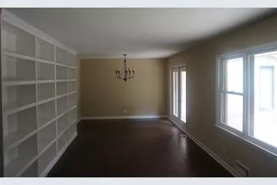 1403 Stephens Drive NE, Atlanta, GA 30329 - Photo 11