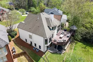 4580 Windsor Gate Ct, Atlanta, GA 30342 - Photo 7