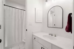 4580 Windsor Gate Ct, Atlanta, GA 30342 - Photo 49