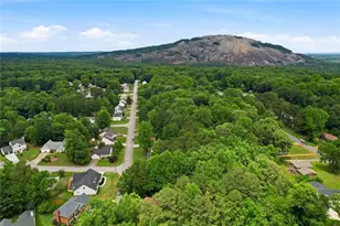 559 Pennybrook Ln, Stone Mountain, GA 30087 - Photo 25