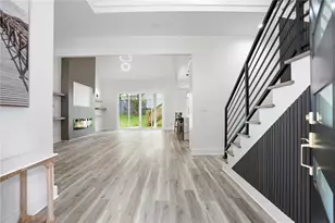 559 Pennybrook Ln, Stone Mountain, GA 30087 - Photo 3