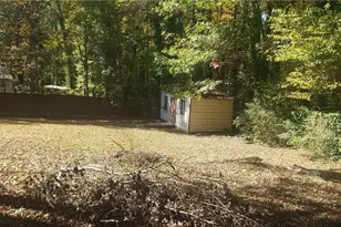 975 Ridgedale Dr, Lawrenceville, GA 30043 - Photo 31