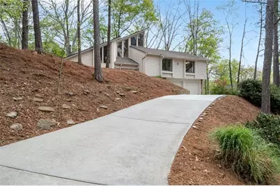 740 Rio Grande Drive, Johns Creek, GA 30022 - Photo 5