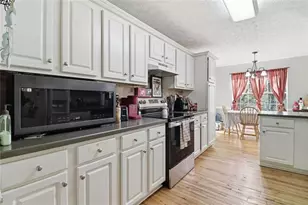 1235 Smoke Hill Ln, Hoschton, GA 30548 - Photo 11