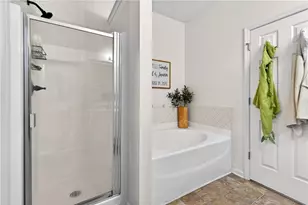 4638 Beacon Ridge Ln, Flowery Branch, GA 30542 - Photo 31
