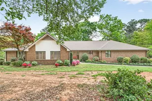 30 Saint Germaine Pl, Winder, GA 30680 - Photo 1