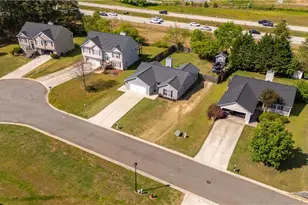 772 Morris Ln, Winder, GA 30680 - Photo 5