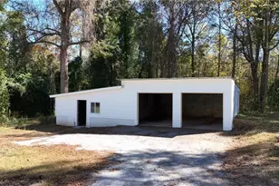 3279 Shady Grove Rd, Carrollton, GA 30116 - Photo 5