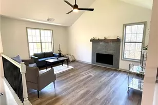 1327 Laura Ln, Austell, GA 30168 - Photo 11