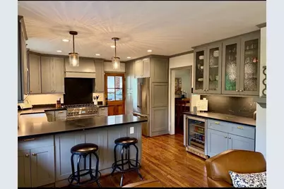 870 Starlight Drive, Sandy Springs, GA 30342 - Photo 9