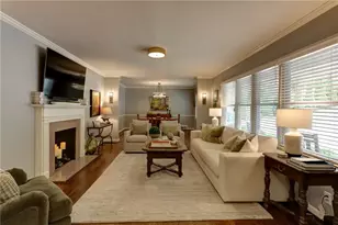 870 Starlight Dr, Sandy Springs, GA 30342 - Photo 23