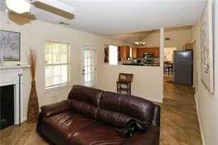 1753 Deer Crossing Cir, Jonesboro, GA 30236 - Photo 9