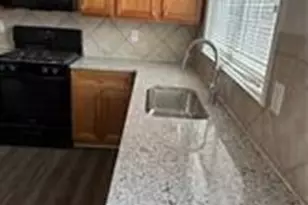 520 Hammersmith Dr, Suwanee, GA 30024 - Photo 3