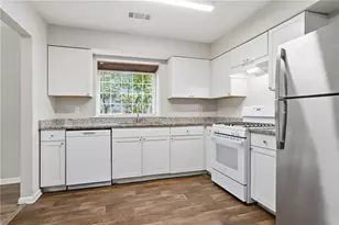 44 Burnham Cir, Jonesboro, GA 30238 - Photo 5