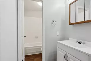 44 Burnham Cir, Jonesboro, GA 30238 - Photo 17