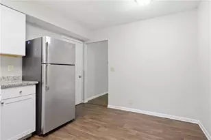 44 Burnham Cir, Jonesboro, GA 30238 - Photo 7