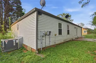 134 Mayflower Cir, Cartersville, GA 30120 - Photo 17