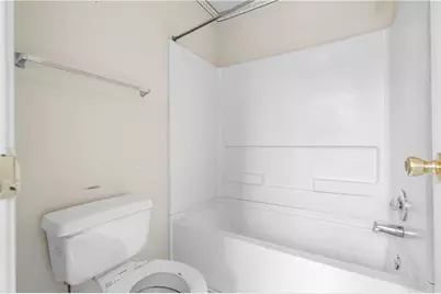 1875 Barrington Court, Marietta, GA 30066 - Photo 15