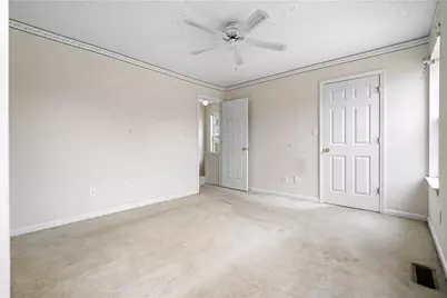 1875 Barrington Court, Marietta, GA 30066 - Photo 13