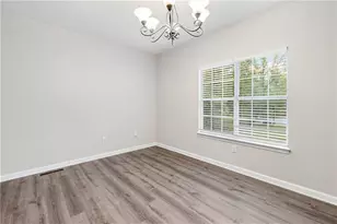 90 Montrose Ln, Sharpsburg, GA 30277 - Photo 5