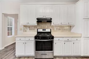 90 Montrose Ln, Sharpsburg, GA 30277 - Photo 11