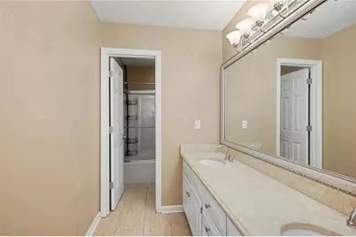 113 Colonial Ct, Lagrange, GA 30240 - Photo 17