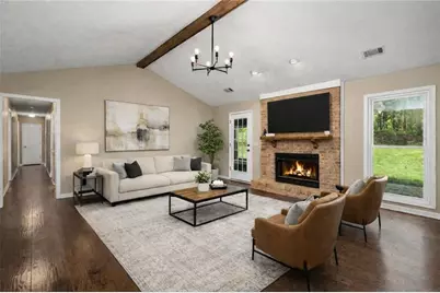 113 Colonial Ct, Lagrange, GA 30240 - Photo 3