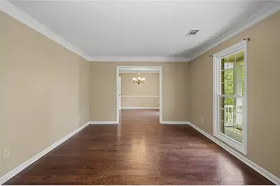 113 Colonial Ct, Lagrange, GA 30240 - Photo 5
