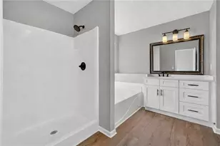 3621 Hutchinson Trace Dr, Cumming, GA 30040 - Photo 11