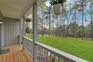 5270 Union Cir, Flowery Branch, GA 30542 - Photo 5