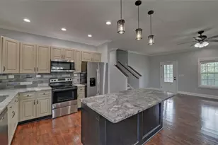 5270 Union Cir, Flowery Branch, GA 30542 - Photo 15
