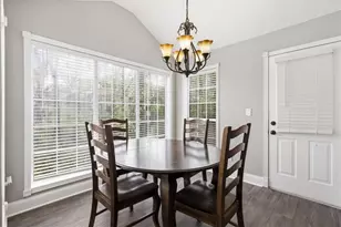 307 Glenleaf Dr, Peachtree Corners, GA 30092 - Photo 11