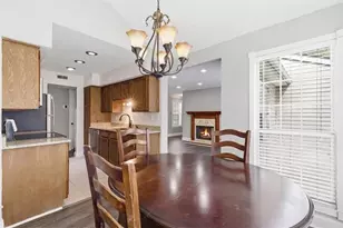 307 Glenleaf Dr, Peachtree Corners, GA 30092 - Photo 13