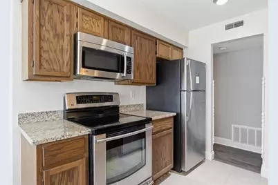 307 Glenleaf Dr, Peachtree Corners, GA 30092 - Photo 11