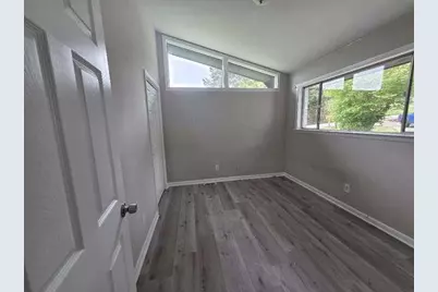 3483 N Creekview Drive N, Lawrenceville, GA 30044 - Photo 11