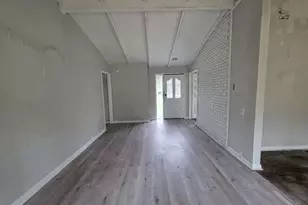 3483 N Creekview Dr N, Lawrenceville, GA 30044 - Photo 5