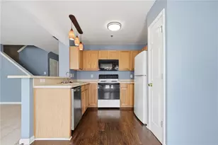 247 Cottonwood Creek Cir, Canton, GA 30114 - Photo 5