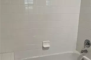 750 Dalrymple Rd, Atlanta, GA 30328 - Photo 15