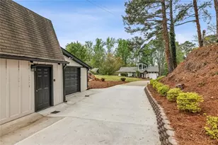 6592 Gaines Ferry Rd, Flowery Branch, GA 30542 - Photo 43